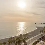 Seafront With Parking Apartmán
