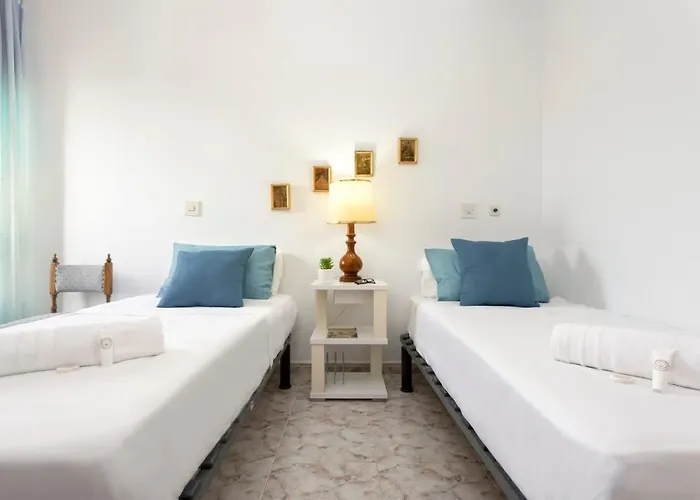 Seafront With Parking Apartament *